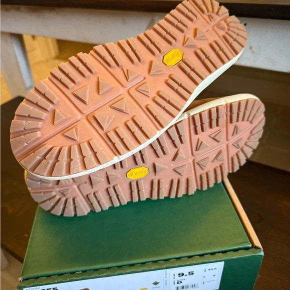 Danner Logger 917 “Goldrush” - Picture 4 of 4